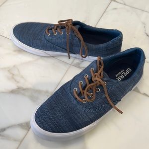 Mens Sperry top sider size 9